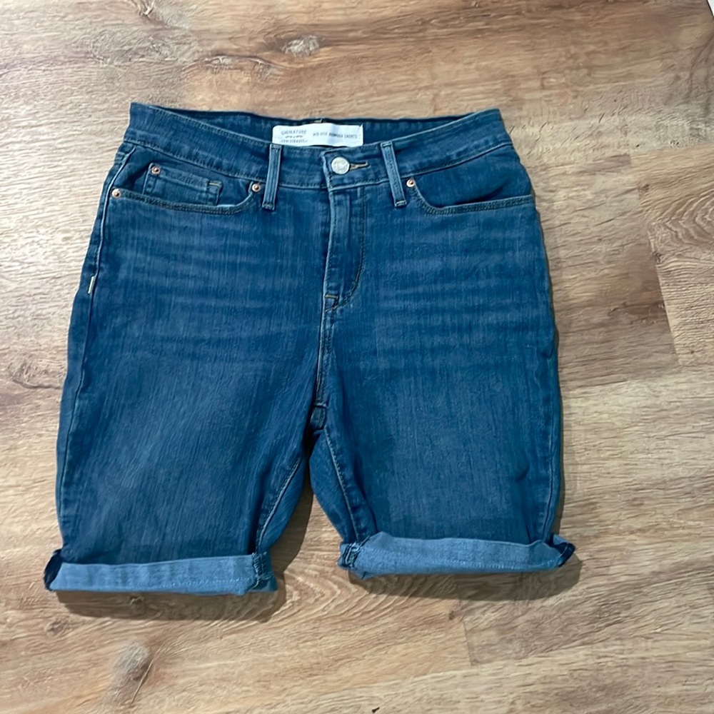 Levi strauss shorts